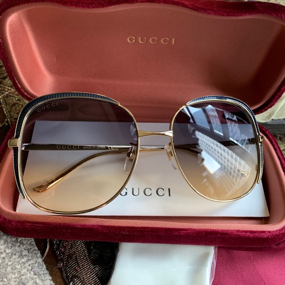 Authentic GUCCI 58 butterfly Gold Blue Crystals/metal sunglasses - Picture 7 of 12